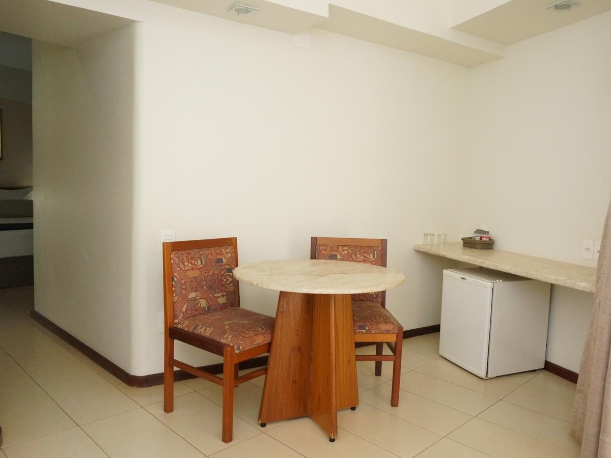 Hotel Beira Rio 伊通比亚拉 外观 照片