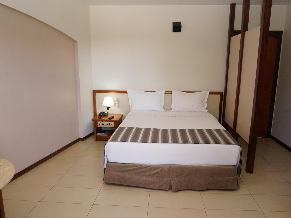 Hotel Beira Rio 伊通比亚拉 外观 照片
