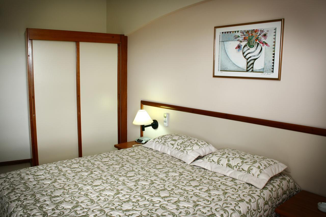 Hotel Beira Rio 伊通比亚拉 外观 照片